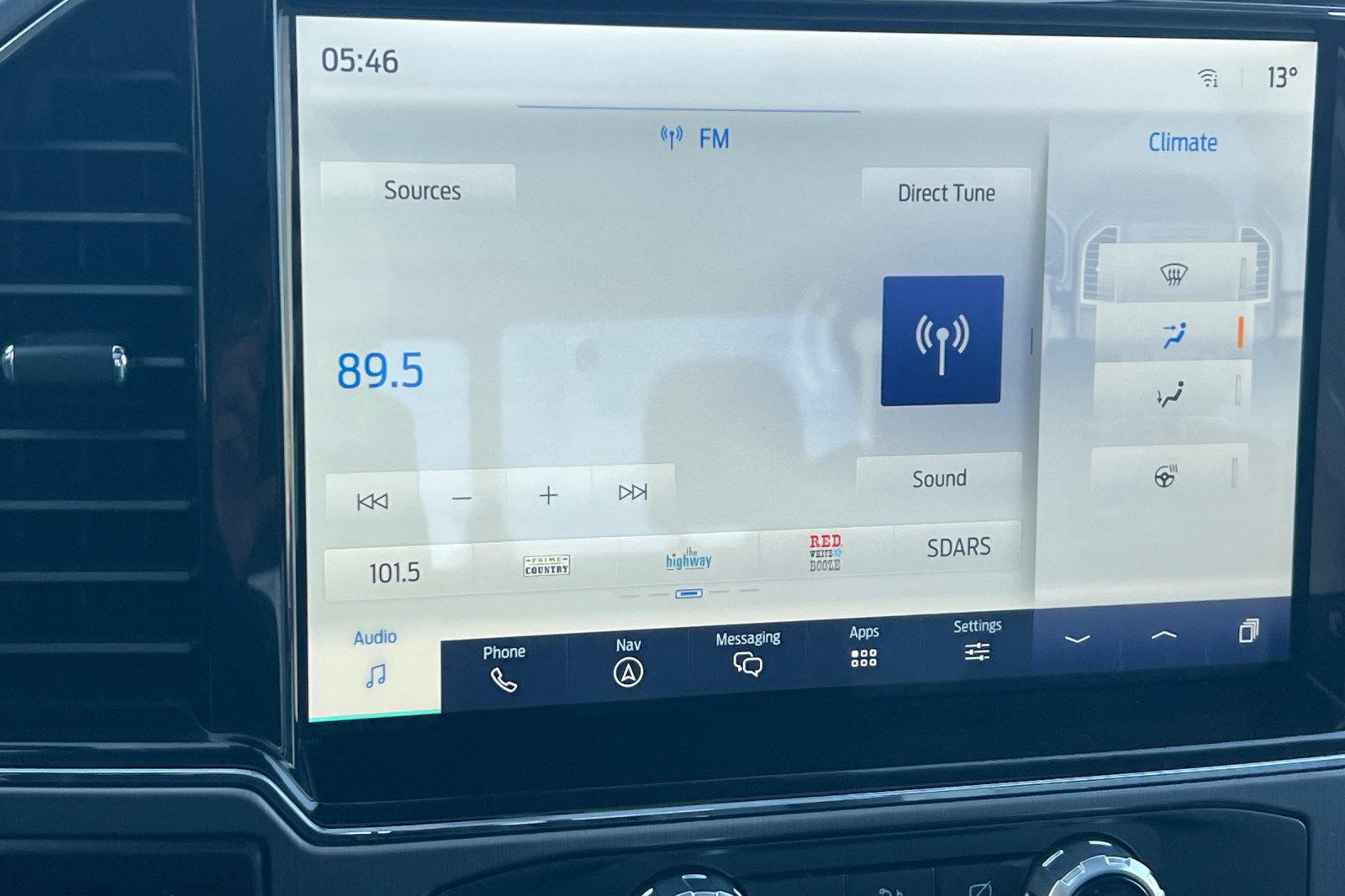 Used 2022 Ford F350 Limited AWD/4WD image 18