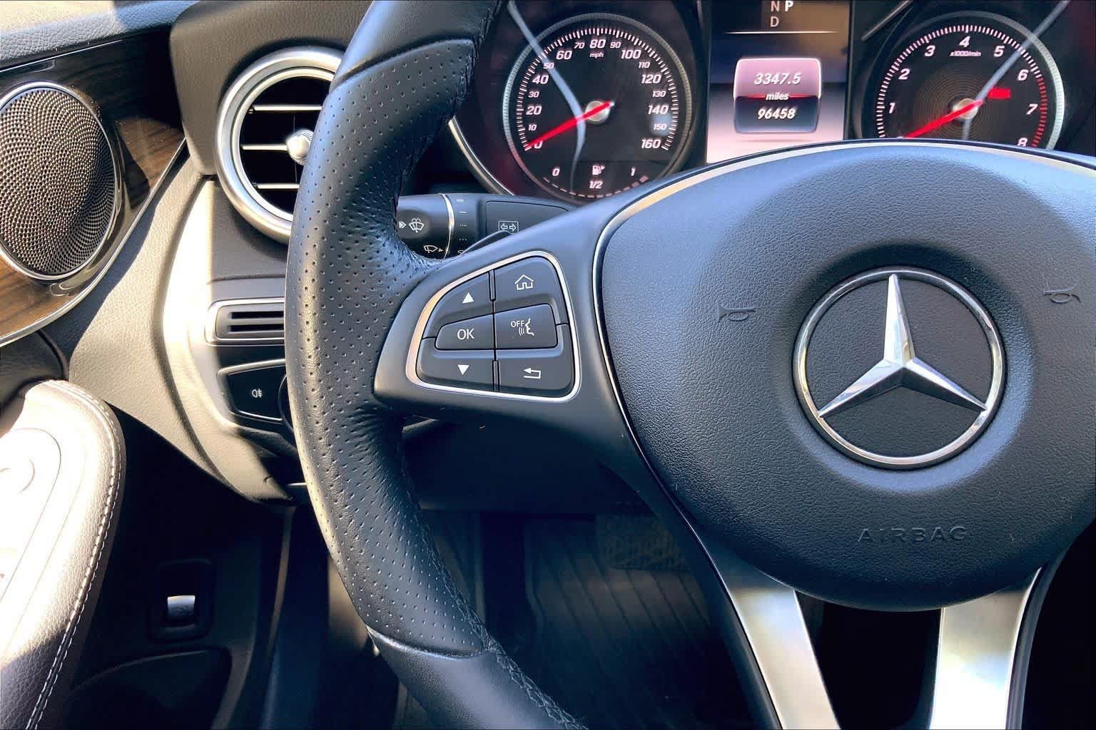 Used 2018 Mercedes-Benz C 300 4MATIC Sedan image 24