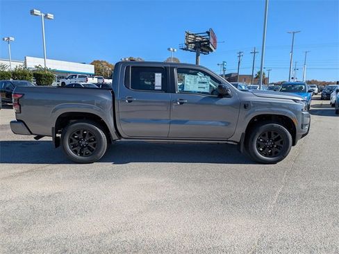 New 2026 Nissan Frontier SV image 2