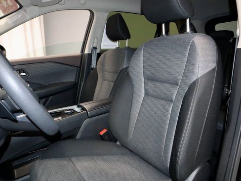 Certified 2023 Nissan Rogue SV image 26