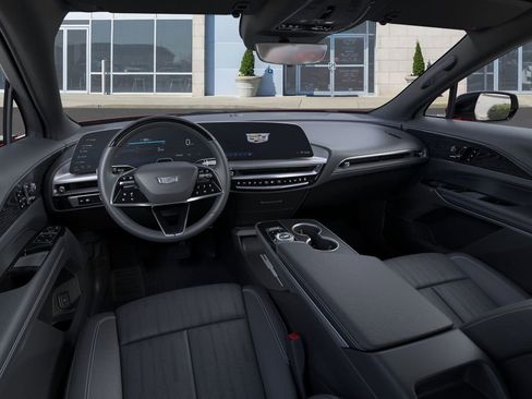 New 2025 Cadillac Lyriq Sport image 15