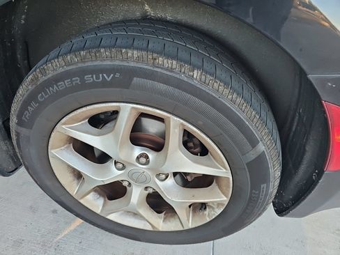 Used 2017 Chrysler Pacifica Touring-L w/ Tire & Wheel Group FWD image 10