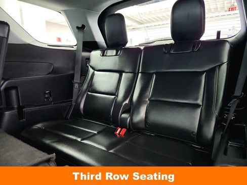 Used 2023 Ford Explorer XLT w/ Equipment Group 202A image 28