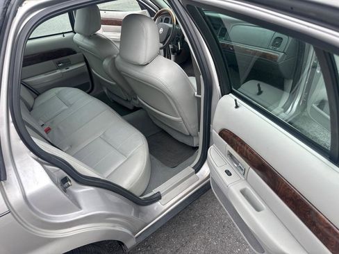 Used 2005 Mercury Grand Marquis LS RWD image 35