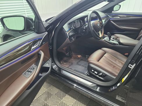 Used 2019 BMW 540i xDrive w/ Convenience Package AWD/4WD image 21