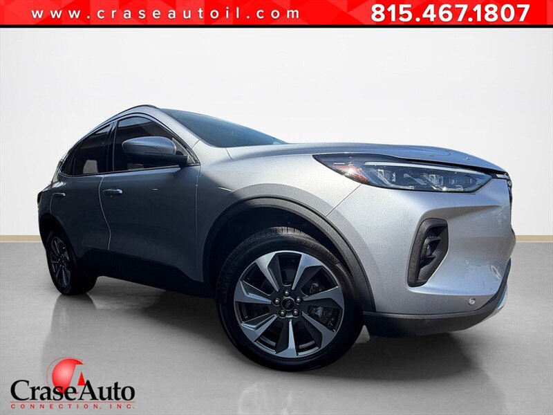 Used 2024 Ford Escape Platinum AWD/4WD image 1