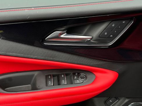 Used 2025 Chevrolet Blazer EV SS image 18