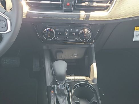 New 2026 Chevrolet TrailBlazer ACTIV AWD/4WD image 15