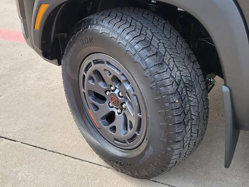 New 2026 Nissan Frontier PRO-4X image 11