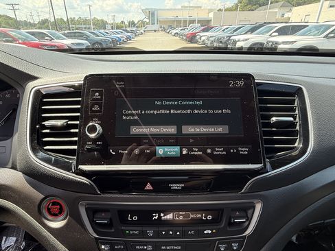 Certified 2025 Honda Ridgeline Sport+ image 24