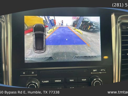 Used 2018 Porsche Macan Sport Edition AWD/4WD image 14