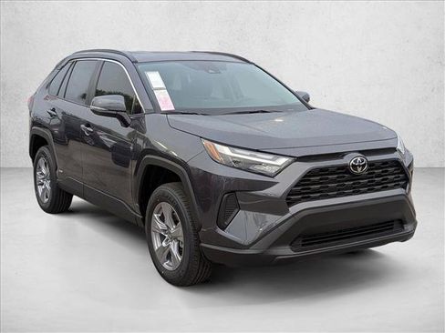 New 2025 Toyota RAV4 XLE image 7