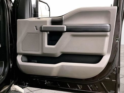 Used 2019 Ford F150 XLT AWD/4WD image 24