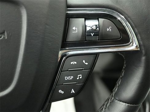 Certified 2023 Lincoln Nautilus Reserve w/ Equipment Group 202A image 14