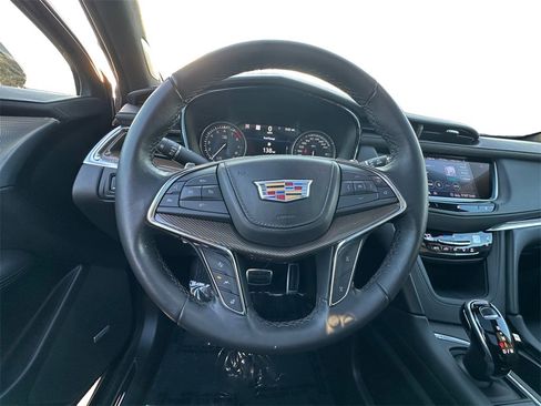 Used 2020 Cadillac XT5 Sportv image 12