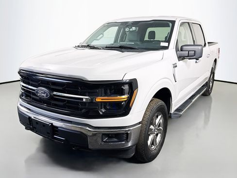 Used 2024 Ford F150 XLT image 4