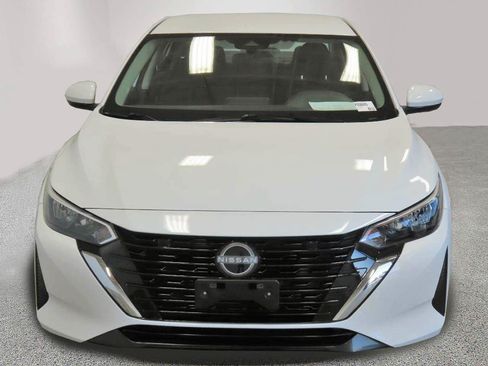 Used 2024 Nissan Sentra S FWD image 2