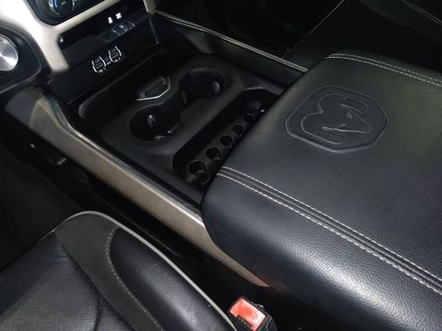 Used 2020 RAM 1500 Laramie image 26