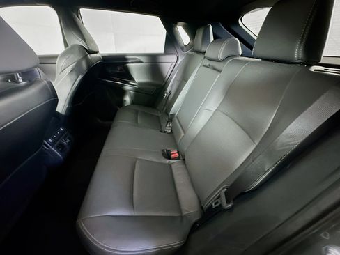 Used 2023 Subaru Solterra AWD image 27