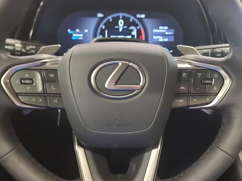 Certified 2026 Lexus TX 350 AWD w/ Technology Package image 18