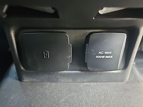 New 2025 Ford Bronco Badlands image 16