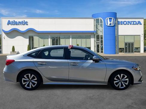 Used 2023 Honda Civic LX image 4