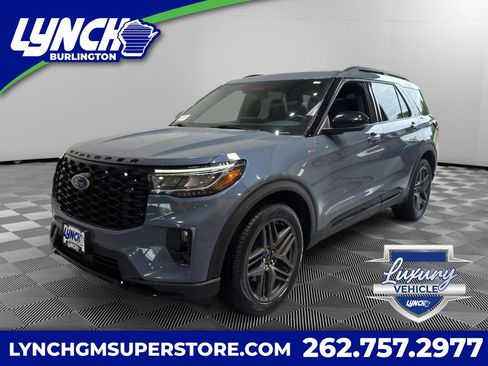 Used 2025 Ford Explorer ST-Line w/ ST-Line Street Pack AWD/4WD image 1