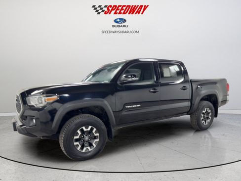 Used 2019 Toyota Tacoma SR5 image 5