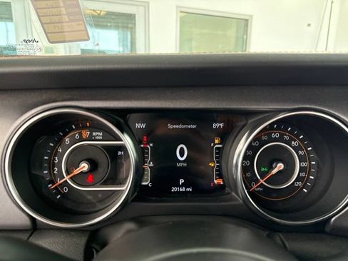 Used 2023 Jeep Gladiator Mojave w/ LED Lighting Group AWD/4WD image 22