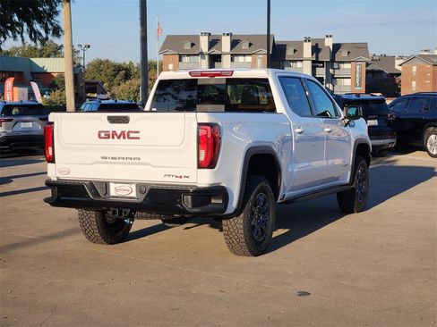 New 2026 GMC Sierra 1500 AT4X image 4