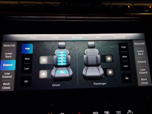 Used 2022 Jeep Grand Wagoneer Series III w/ Rear Seat Video Group 1 image 12