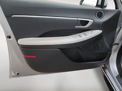 New 2026 Hyundai Sonata SEL FWD image 29