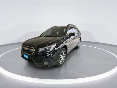 Used 2019 Subaru Outback 2.5i Limited AWD/4WD image 4