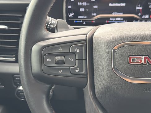 Used 2024 GMC Sierra 1500 AT4 w/ Technology Package AWD/4WD image 90