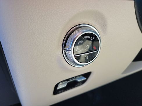 Used 2022 Mercedes-Benz C 300 C 300 image 26