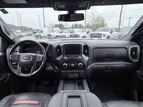 Used 2021 GMC Sierra 1500 AT4 w/ AT4 Preferred Package image 10
