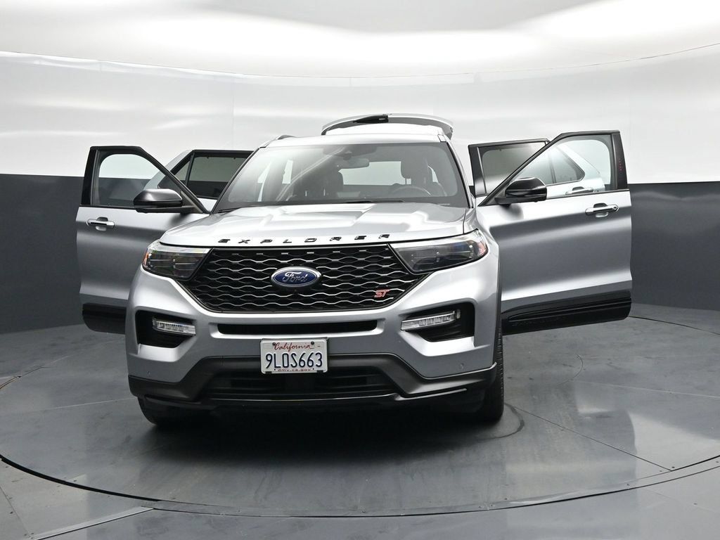 Used 2023 Ford Explorer ST w/ Equipment Group 401A AWD/4WD image 30