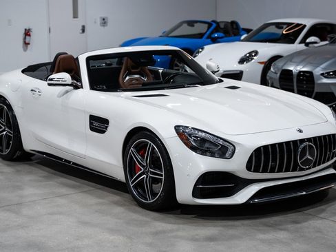 Used 2018 Mercedes-Benz AMG GT C image 9