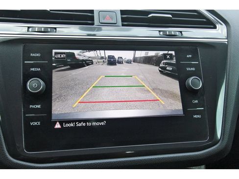 Used 2021 Volkswagen Tiguan SE R-Line FWD image 25