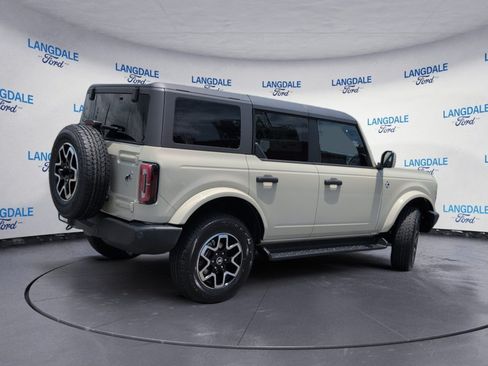 New 2026 Ford Bronco Outer Banks AWD/4WD image 4