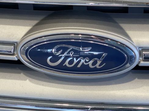 Used 2018 Ford Escape SE image 10