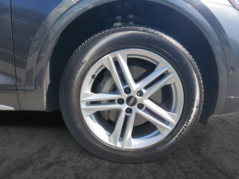 Used 2022 Audi Q5 e Prestige w/ Prestige Package AWD/4WD image 6