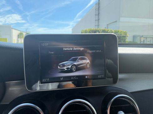 Used 2019 Mercedes-Benz GLC 300 GLC 300 w/ Parking Assistance Package image 43