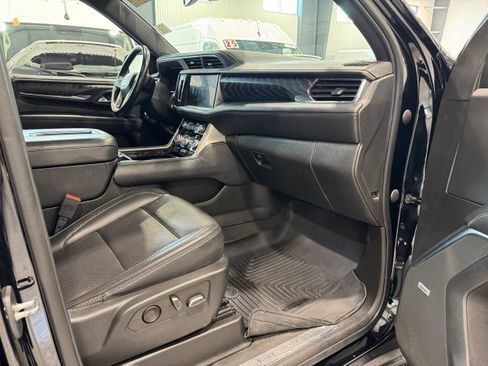 Used 2022 GMC Yukon Denali AWD/4WD image 31