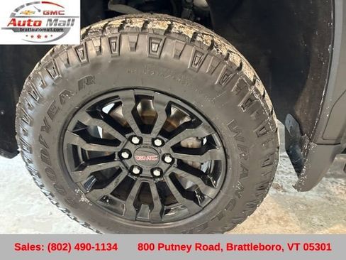 Used 2022 GMC Sierra 1500 AT4X image 27