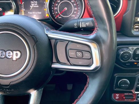 Used 2021 Jeep Gladiator Rubicon AWD/4WD image 24