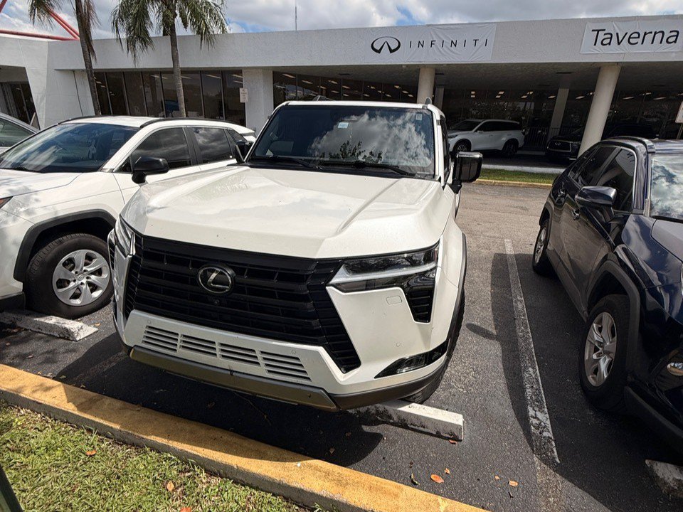 Used 2024 Lexus GX 550 AWD/4WD image 1