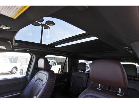 Used 2023 Ford Expedition Max Limited image 28