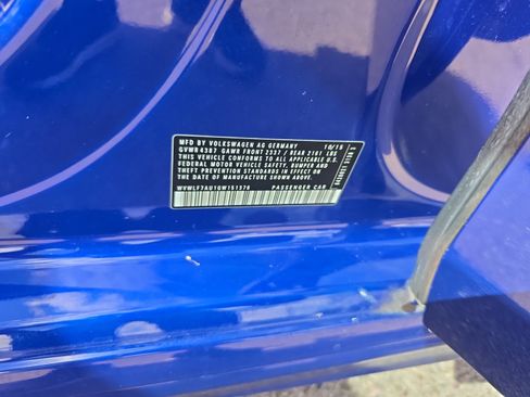 Used 2016 Volkswagen Golf R 4-Door image 25