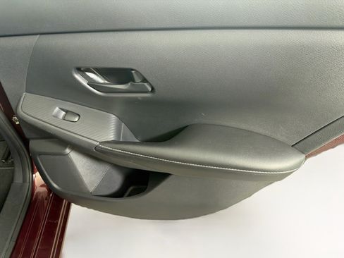Used 2025 Nissan Sentra SV FWD image 27